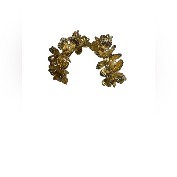 House of Harlow 1960 Flower gold tone hoop earrings with pearls - Picture 5 of 7